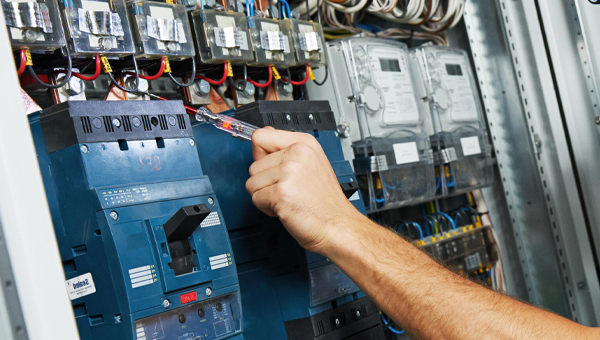 electrical contractor